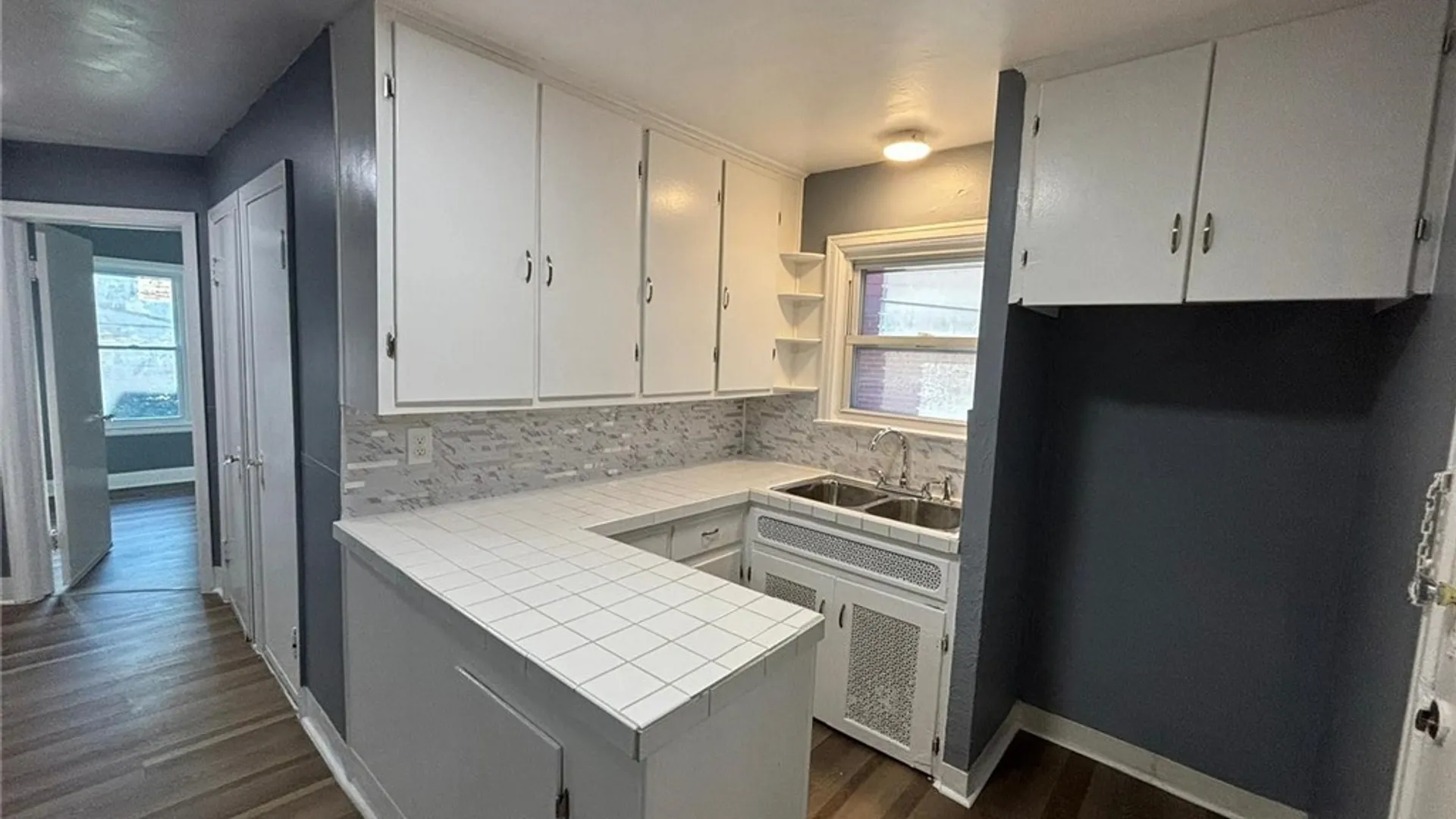 Property at 476 Moselle Street, Buffalo, NY 14215 3