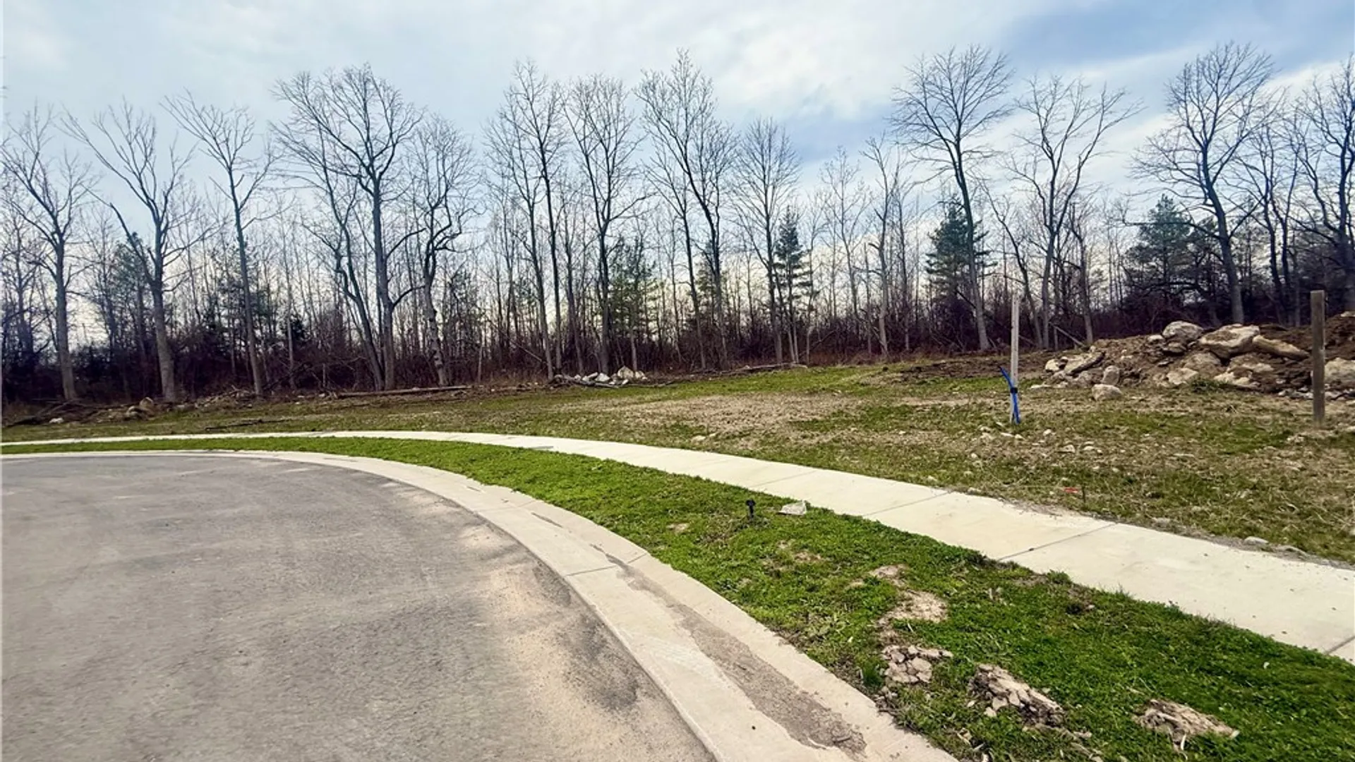 Property at 2018 Mae's Landing, Canandaigua Town, NY 14424 2