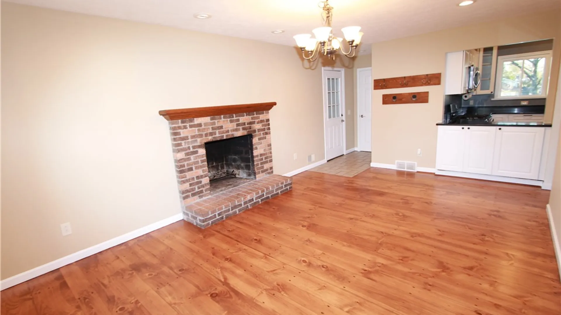 Property at 6164 Hunters Drive, Farmington, NY 14425 7