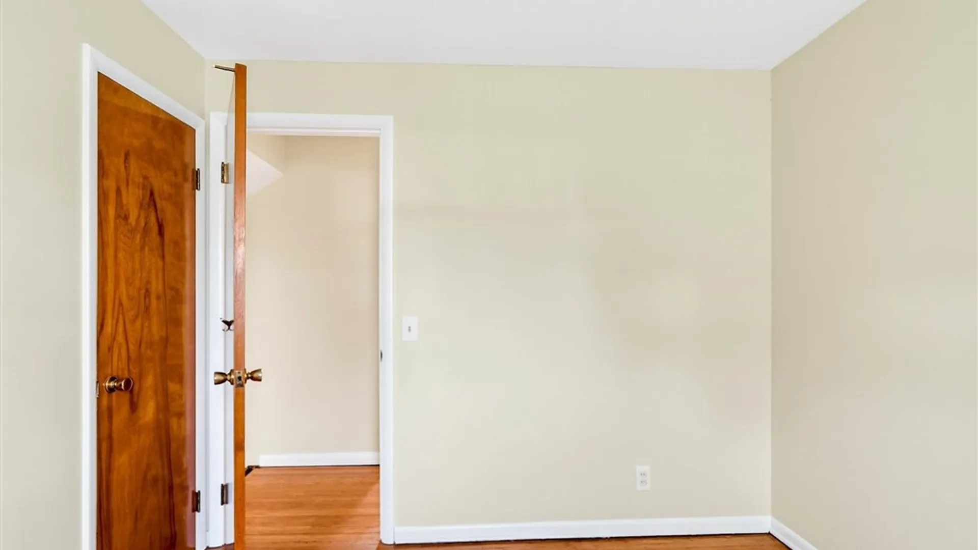 Property at 157 Garden Parkway, Henrietta, NY 14467 16
