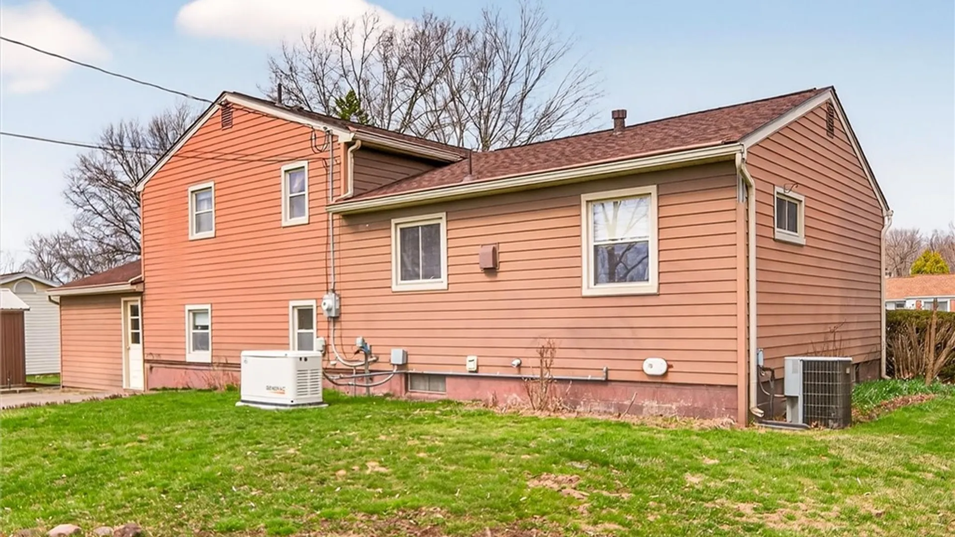Property at 157 Garden Parkway, Henrietta, NY 14467 32