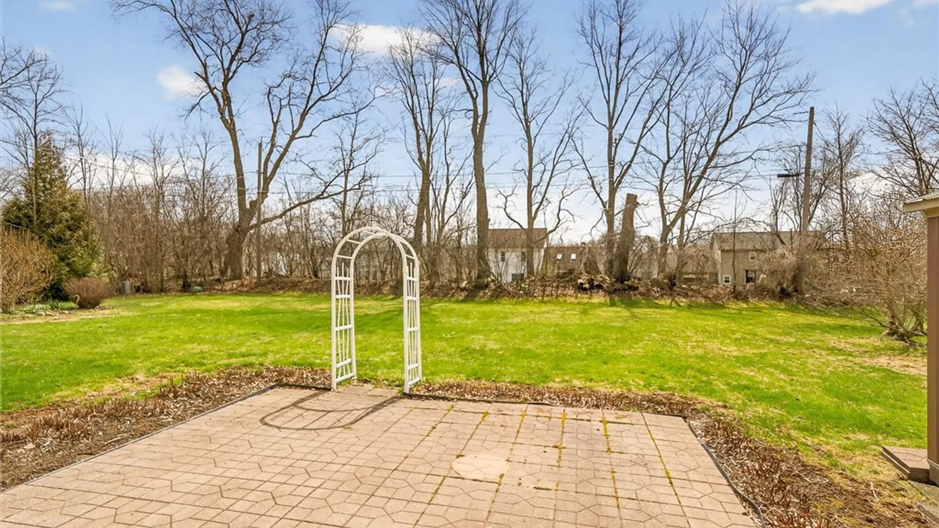 Property at 157 Garden Parkway, Henrietta, NY 14467 35