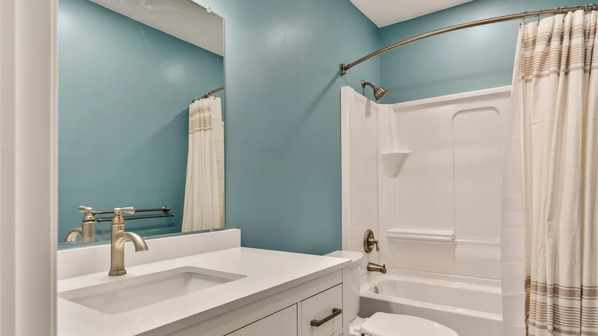 Property at 521 Benton Street, Rochester, NY 14620 16