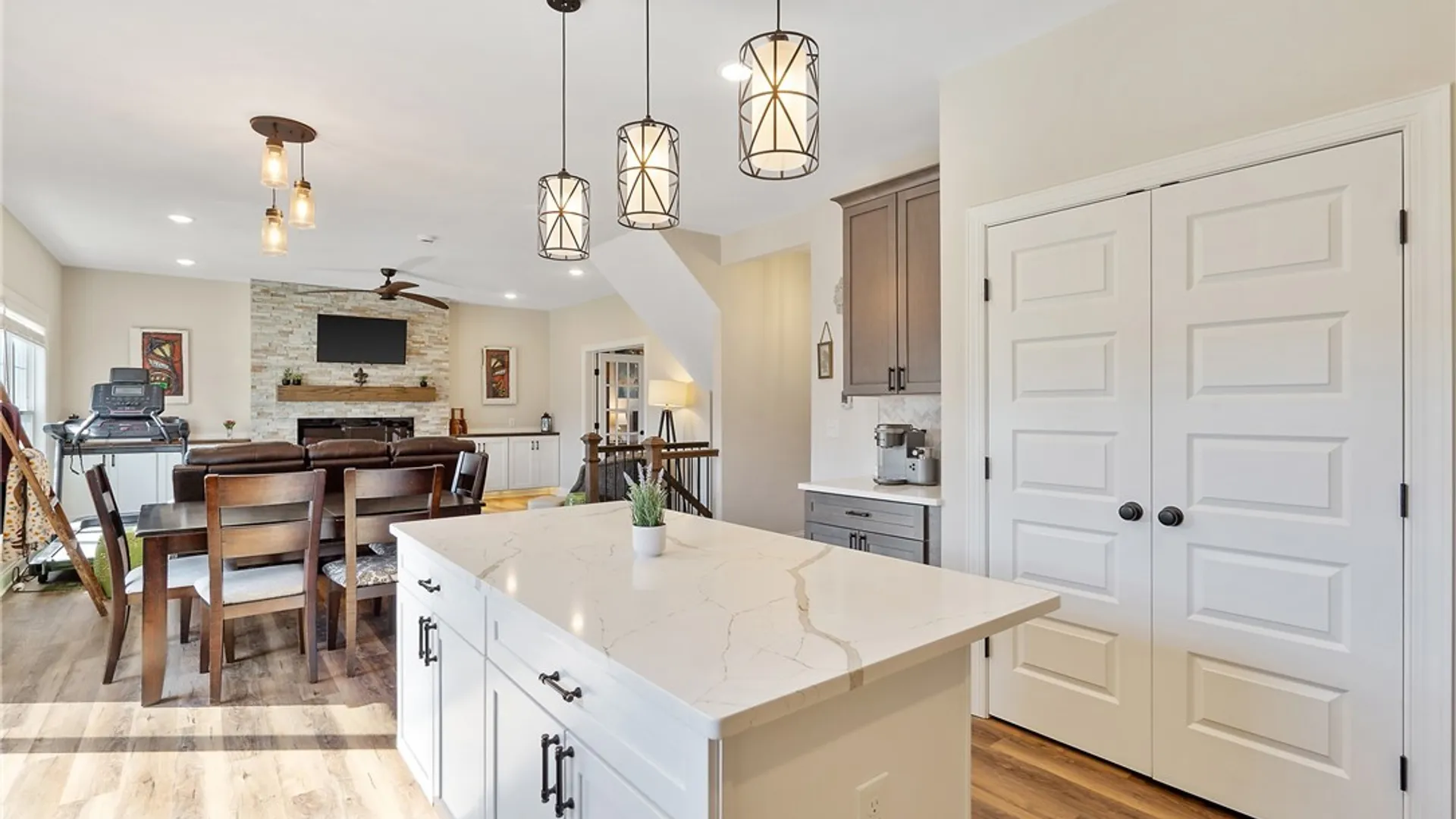 Property at 3380 Hickory Knoll Lane, Lysander, NY 13027 16