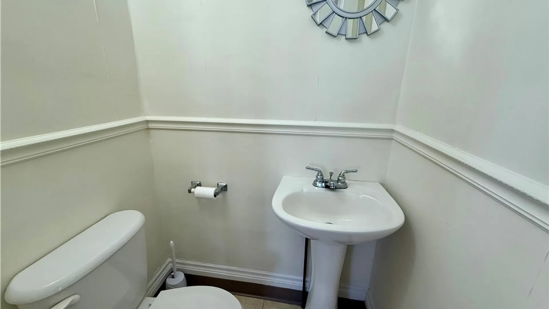 Property at 409 Hixson Avenue, Syracuse, NY 13206 16