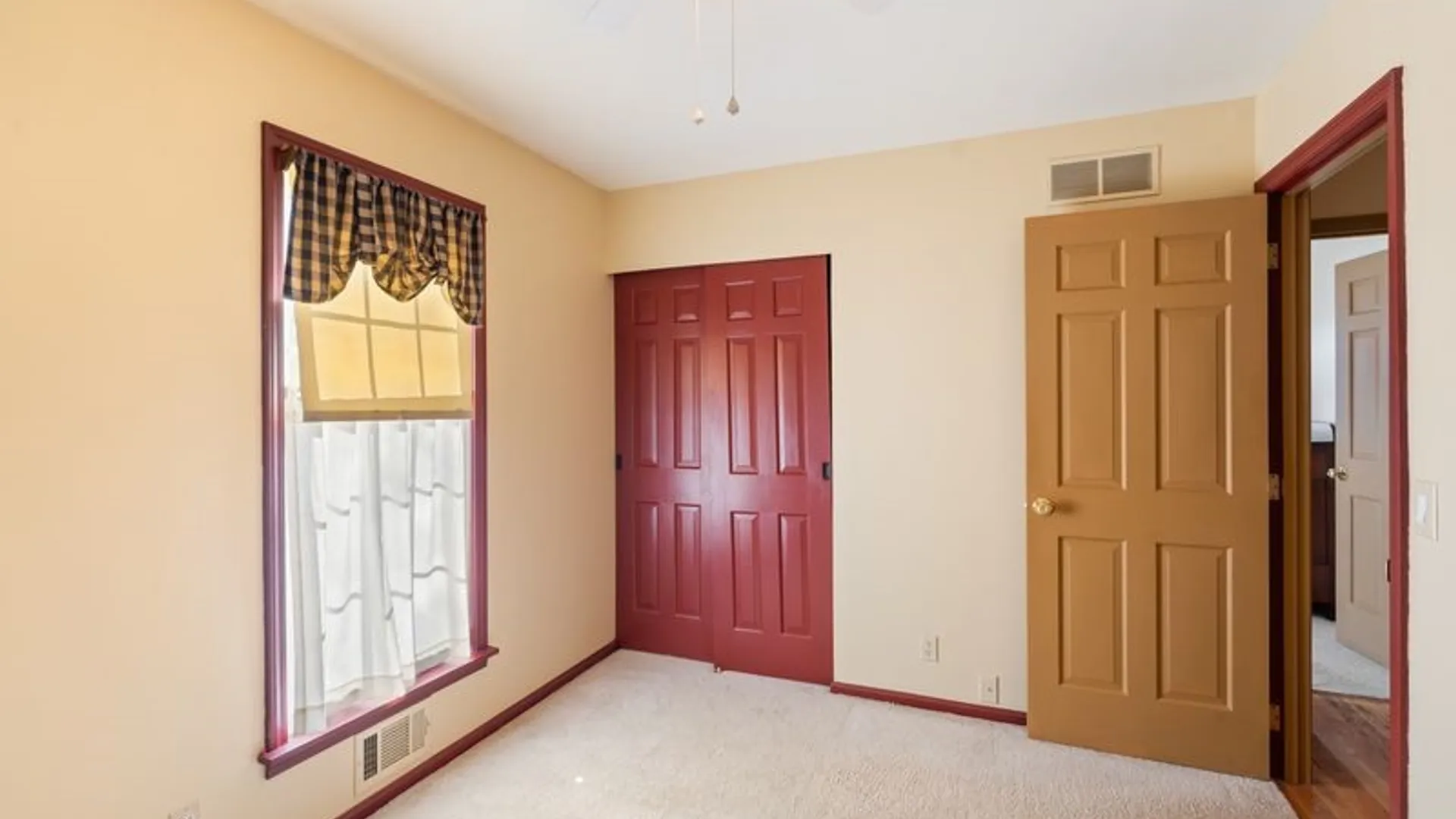 Property at 91 Apple Creek Lane, Greece, NY 14612 21
