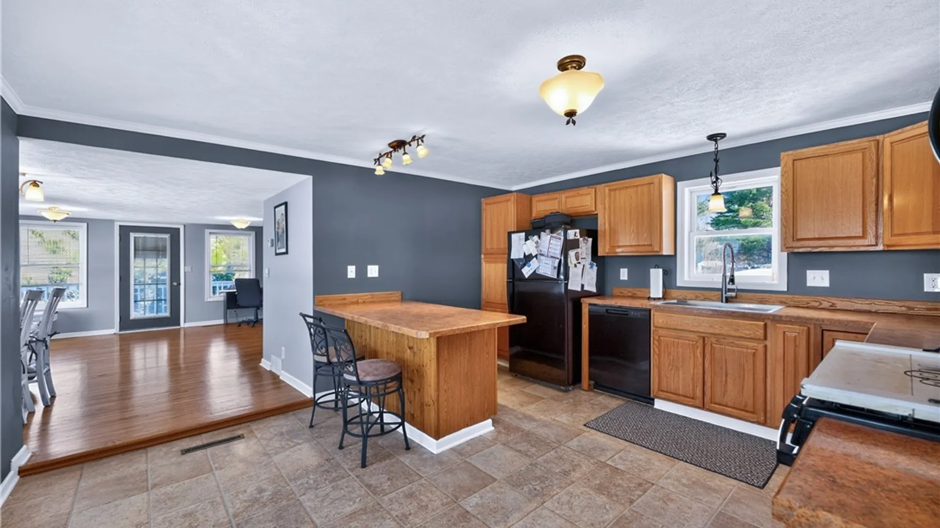 Property at 1 Mulrooney Drive, West Monroe, NY 13103 4