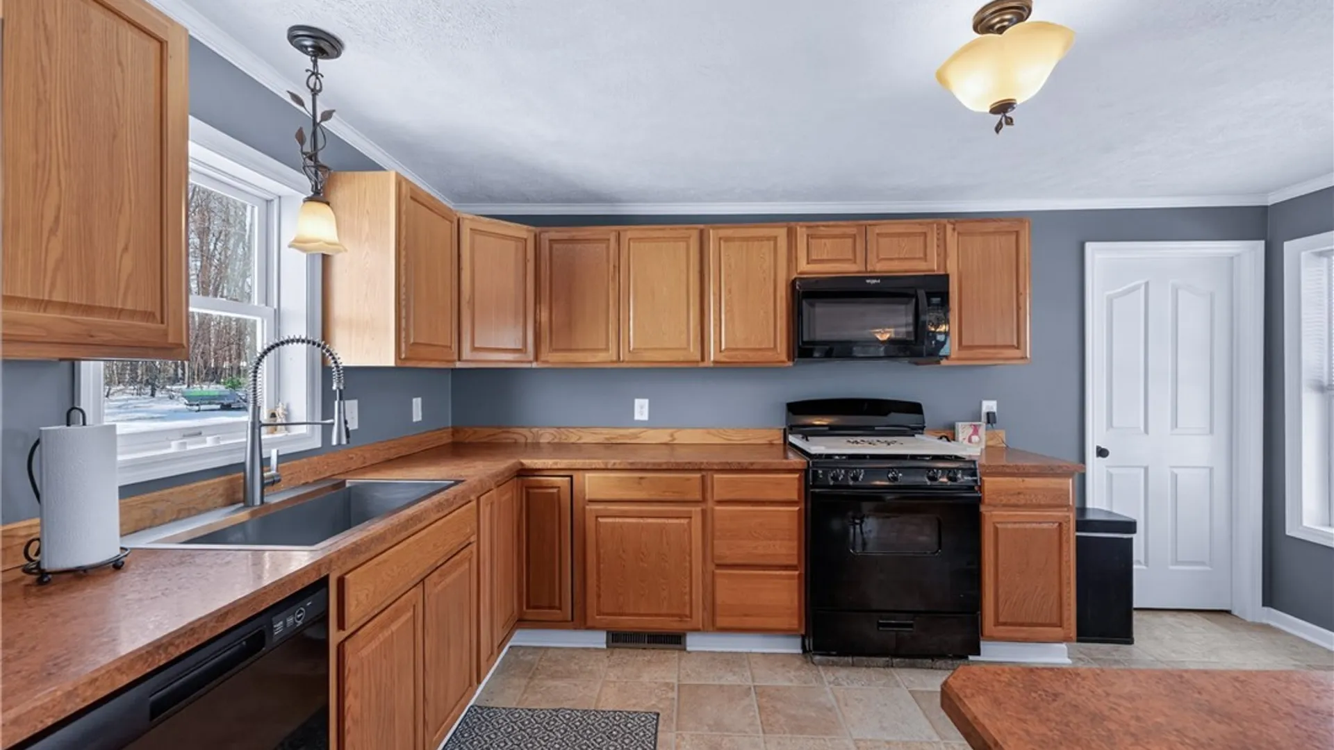 Property at 1 Mulrooney Drive, West Monroe, NY 13103 7