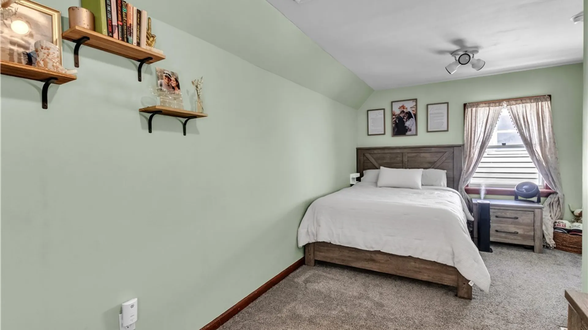 Property at 211 Olmstead Avenue, Lancaster, NY 14043 28