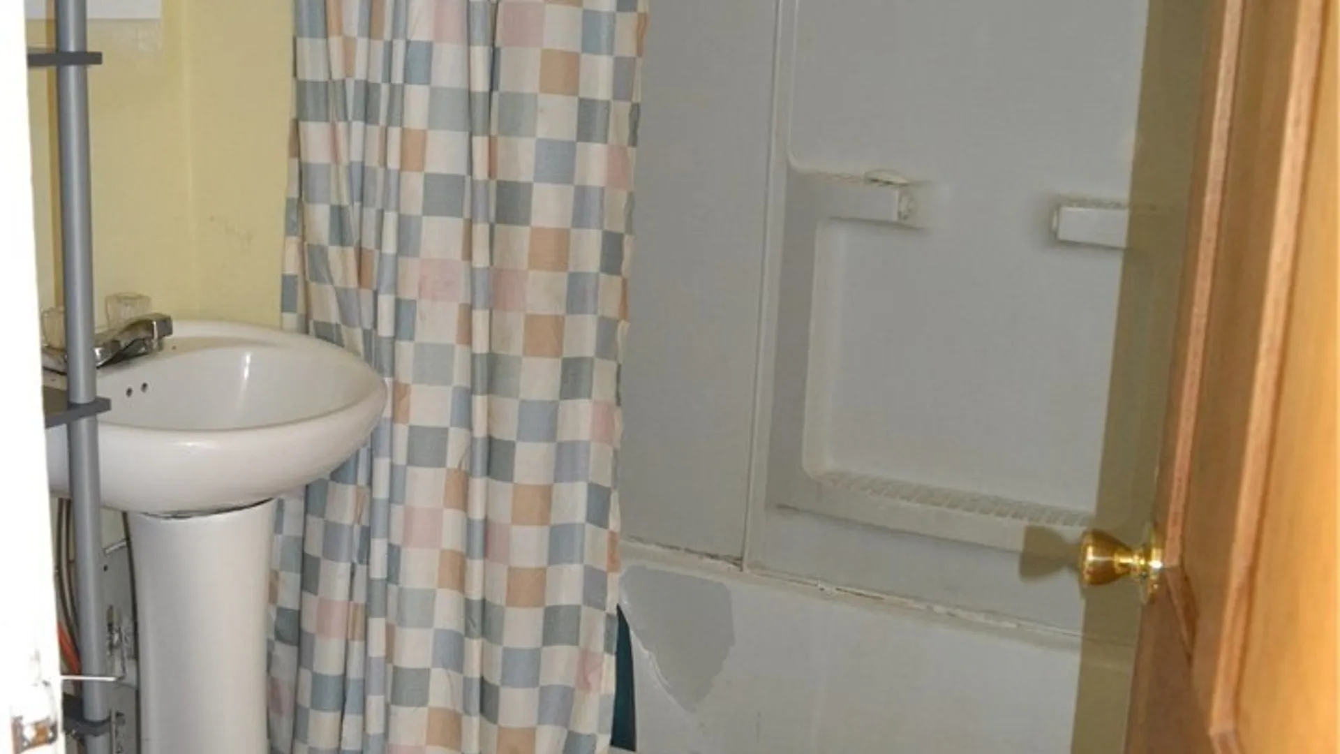 Property at 1645 Linwood Avenue, Niagara Falls, NY 14305 10