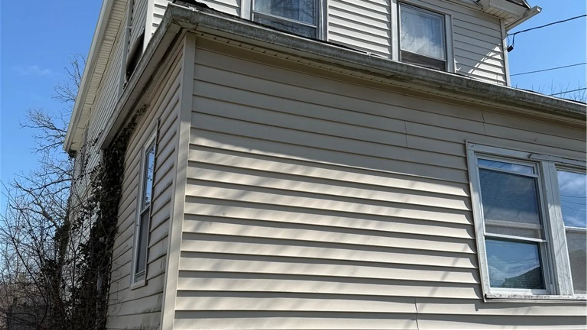 Property at 2921 Mckoon Avenue, Niagara Falls, NY 14305 5