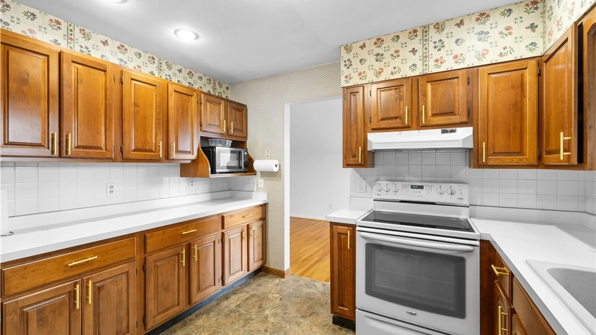 Property at 1904 Roser Terrace, Rome, NY 13440 12