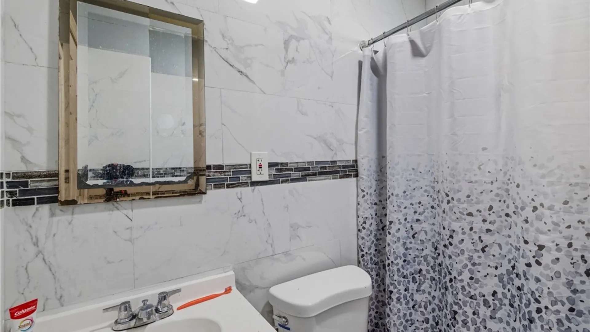 Property at 198 Grape Street, Buffalo, NY 14204 14