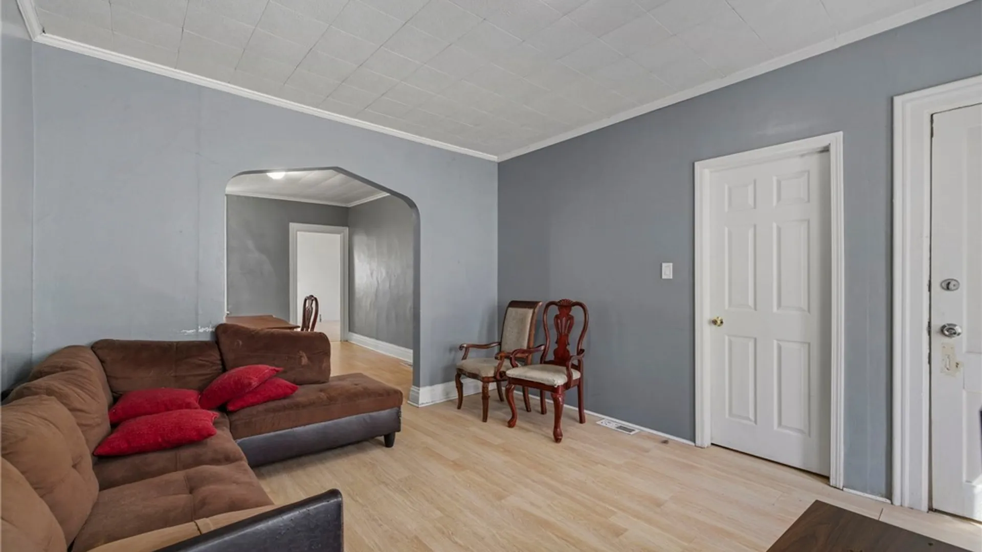 Property at 198 Grape Street, Buffalo, NY 14204 6
