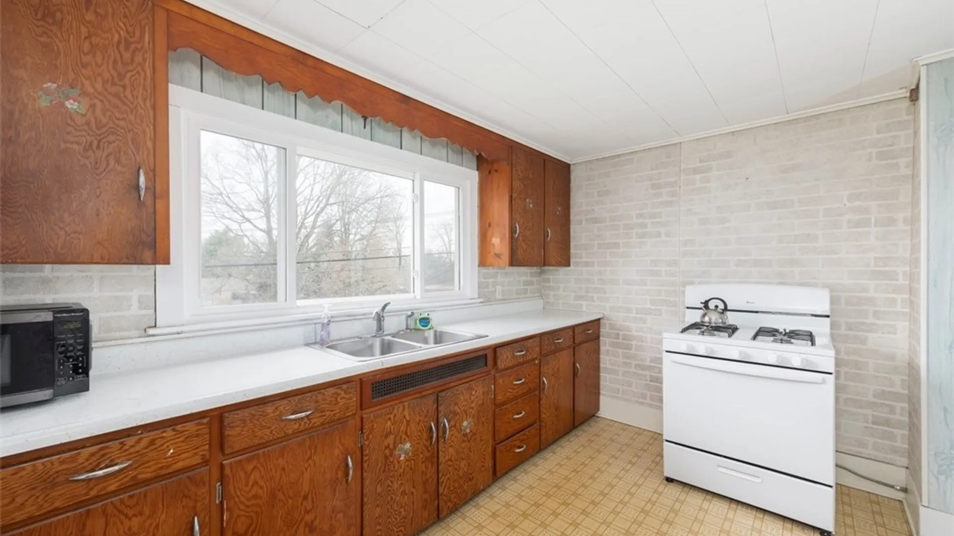 Property at 78 Knox Road, Aurora, NY 14052 15