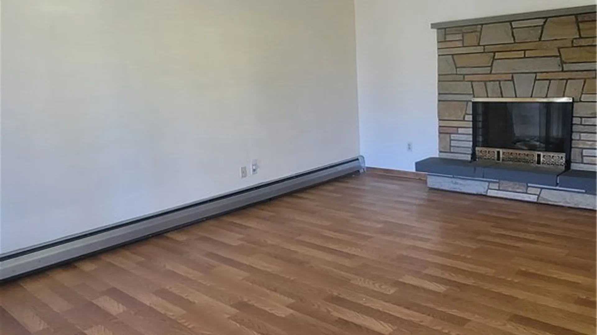 Property at 2494 Forest Avenue, Niagara Falls, NY 14301 13