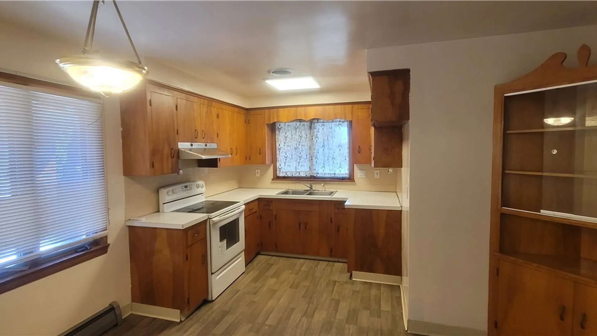 Property at 2494 Forest Avenue, Niagara Falls, NY 14301 18