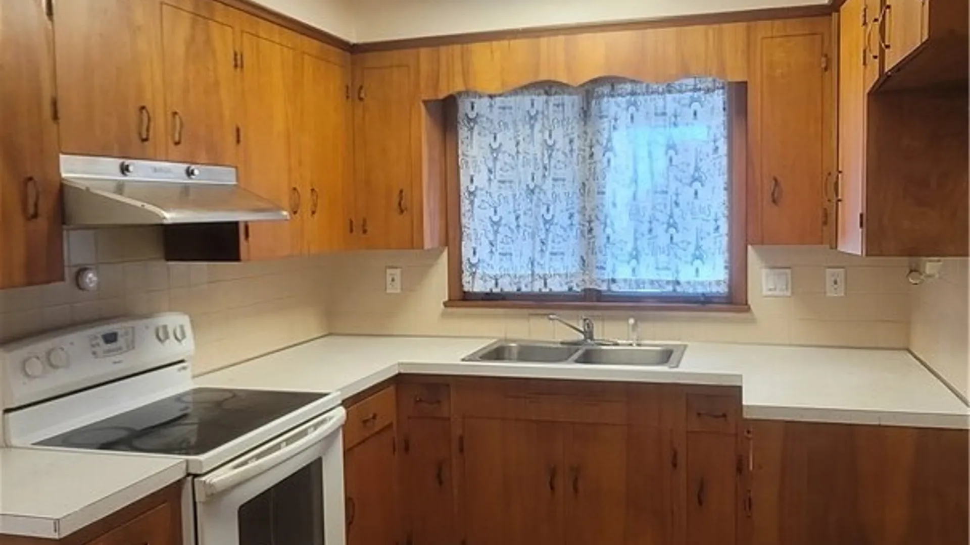 Property at 2494 Forest Avenue, Niagara Falls, NY 14301 20