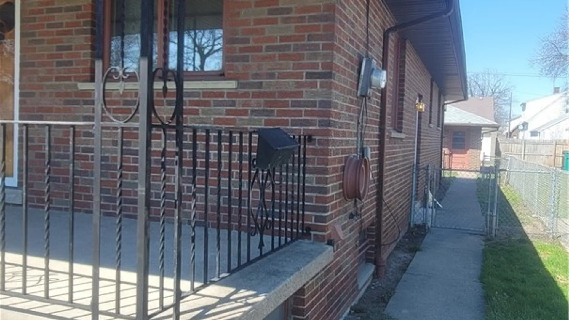 Property at 2494 Forest Avenue, Niagara Falls, NY 14301 7