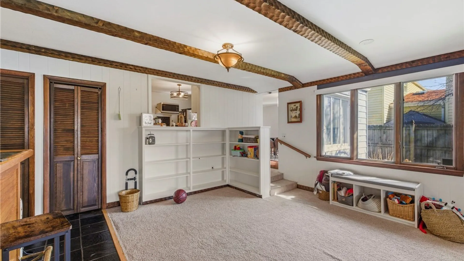 Property at 415 Roycroft Boulevard, Amherst, NY 14226 11