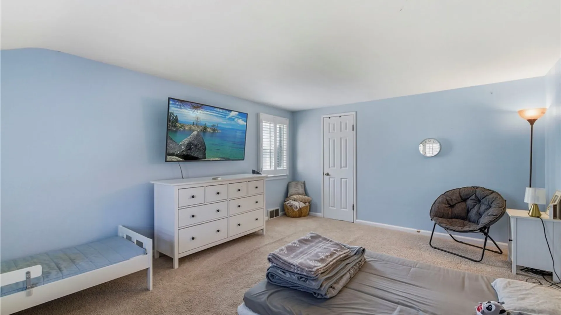 Property at 415 Roycroft Boulevard, Amherst, NY 14226 17