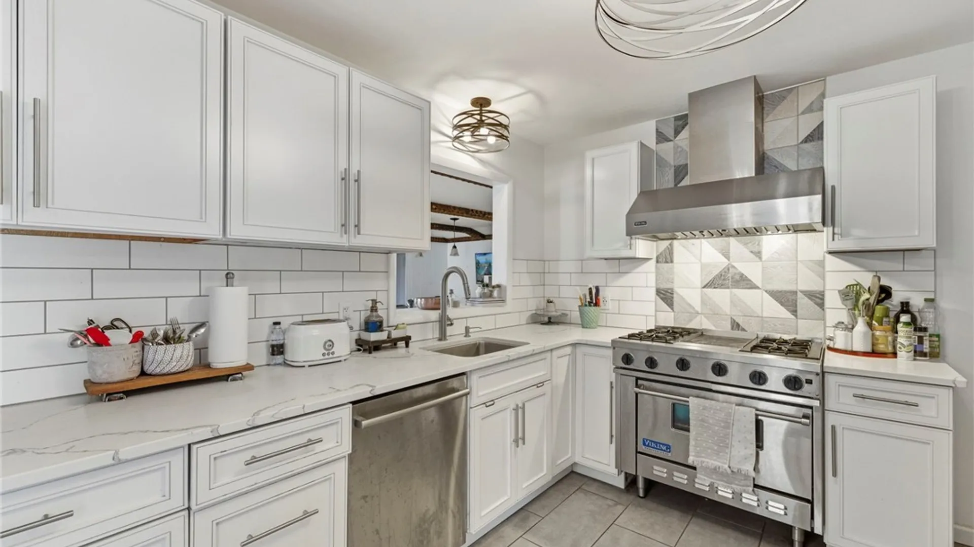 Property at 415 Roycroft Boulevard, Amherst, NY 14226 20