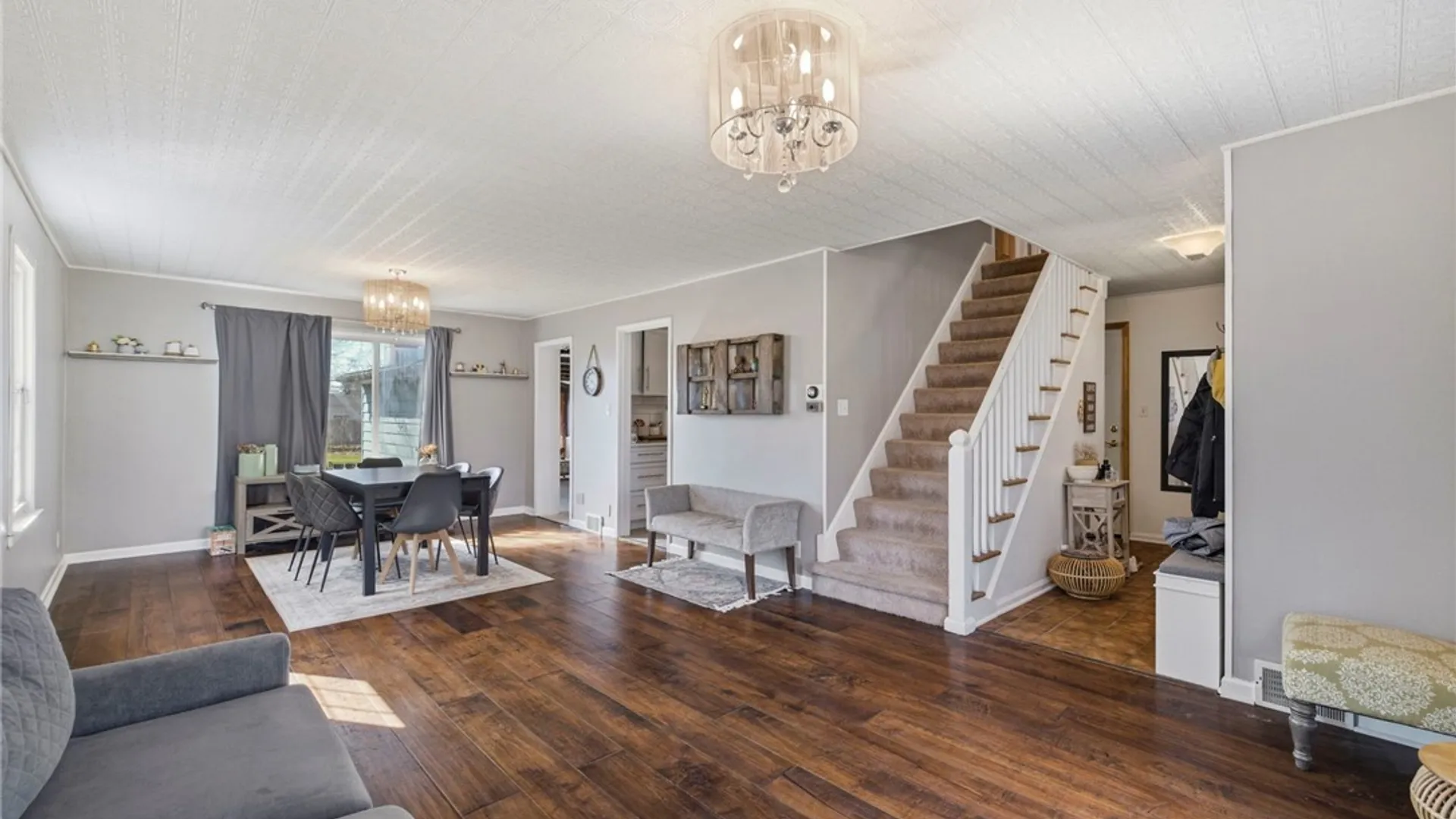 Property at 415 Roycroft Boulevard, Amherst, NY 14226 7