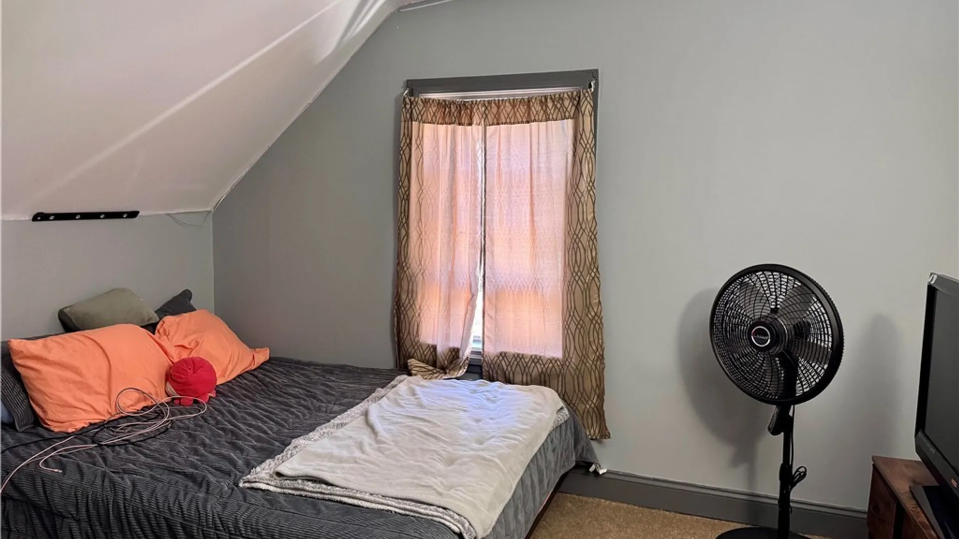 Property at 145 Forest Avenue, Buffalo, NY 14213 11