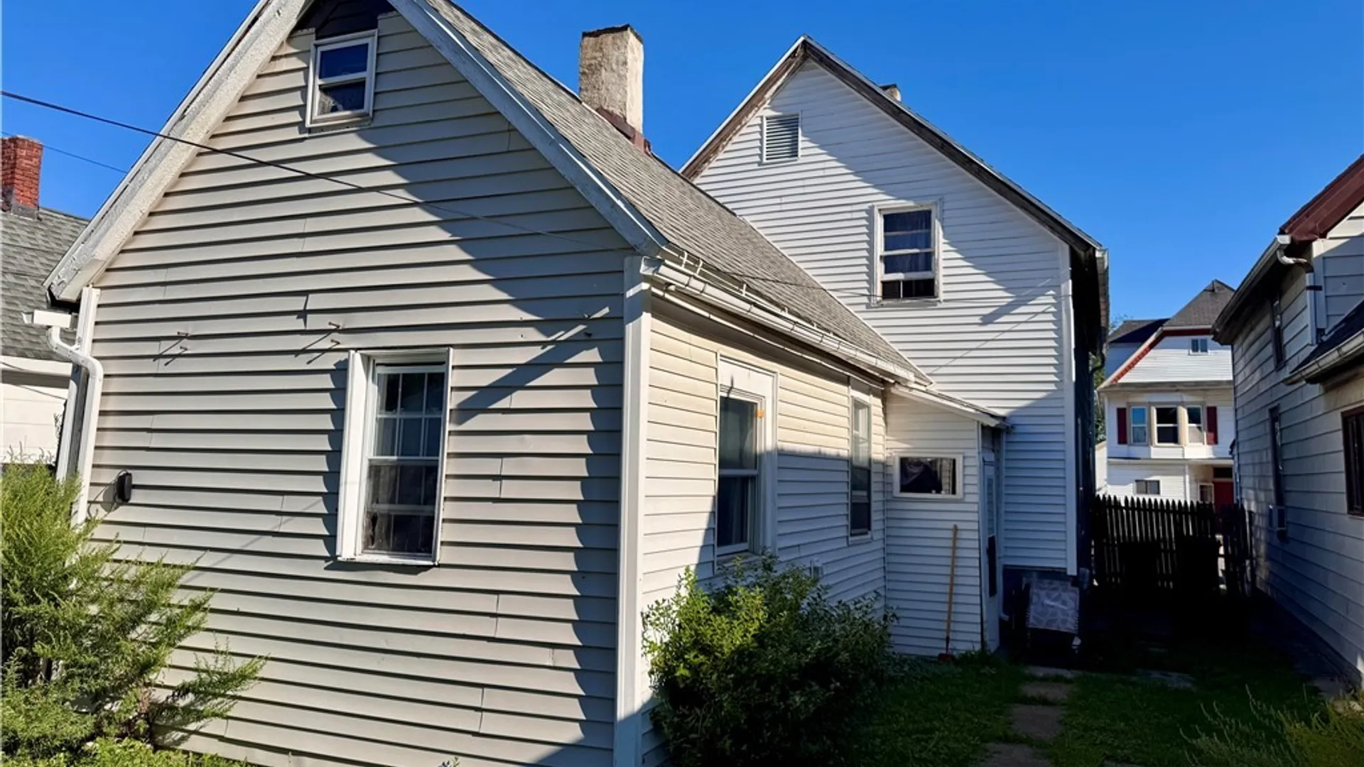 Property at 145 Forest Avenue, Buffalo, NY 14213 15
