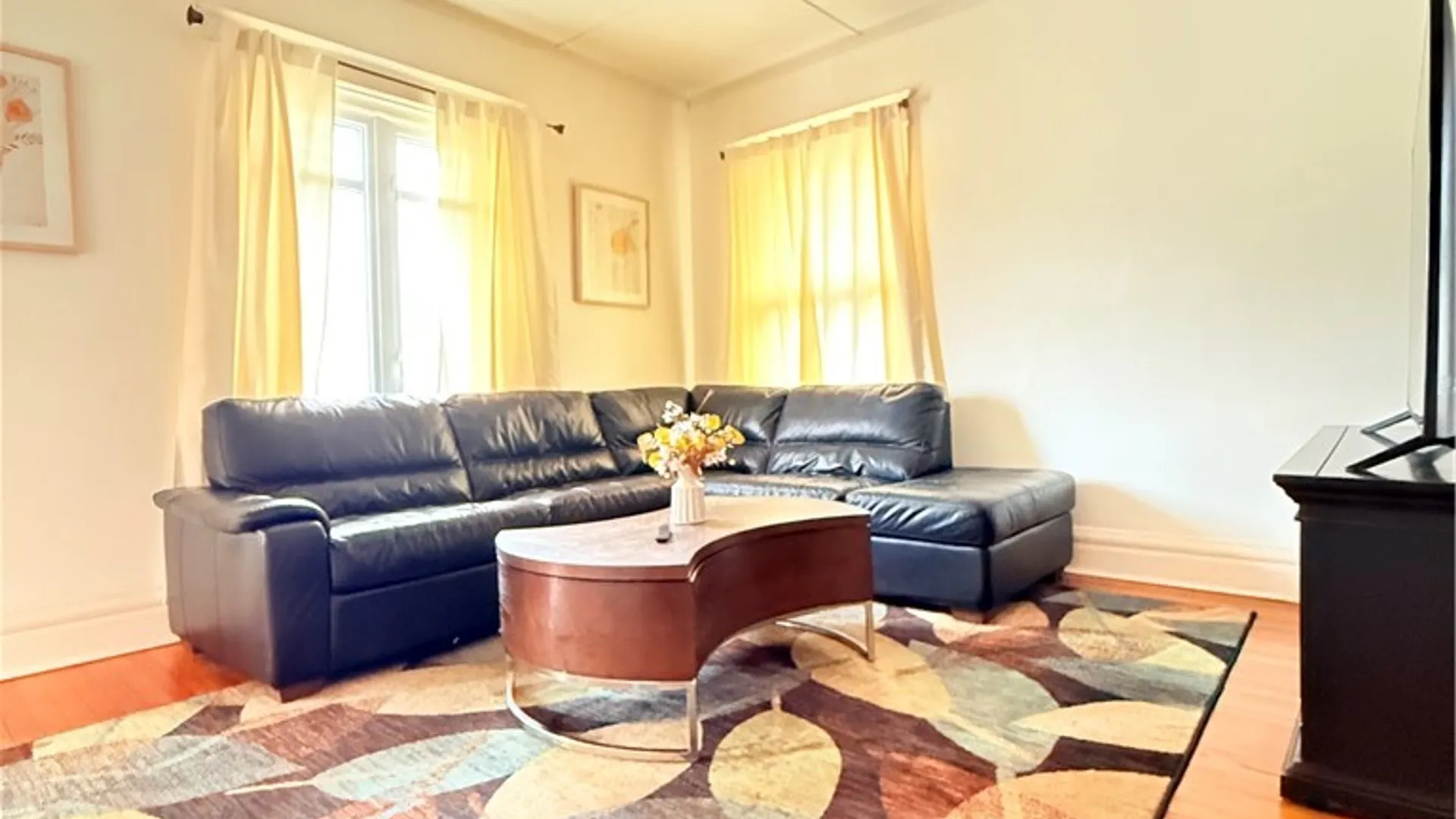 Property at 948 Monroe Avenue, Rochester, NY 14607 7