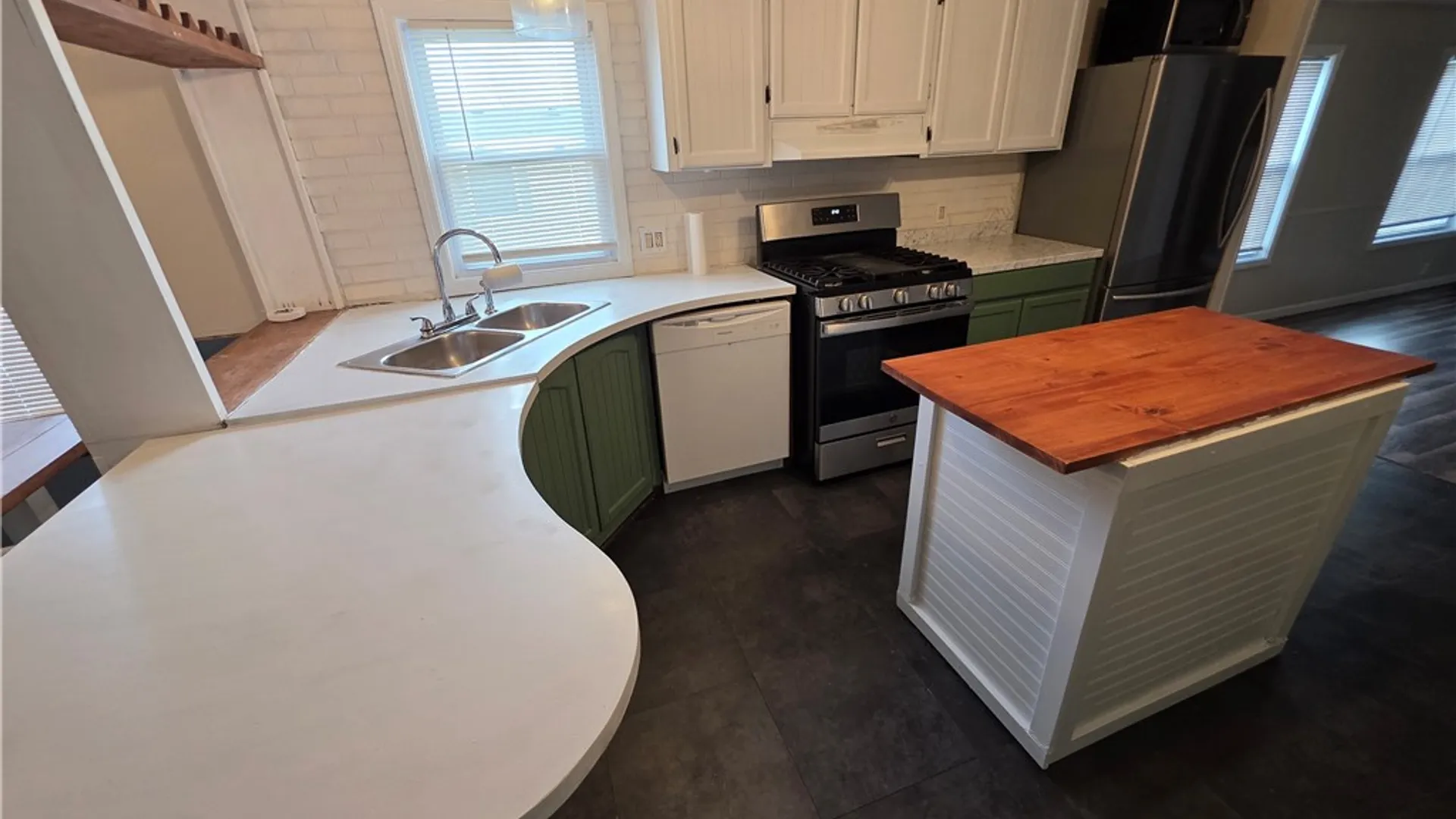 Property at 128 Trinity Drive Drive, Clarendon, NY 14470 24