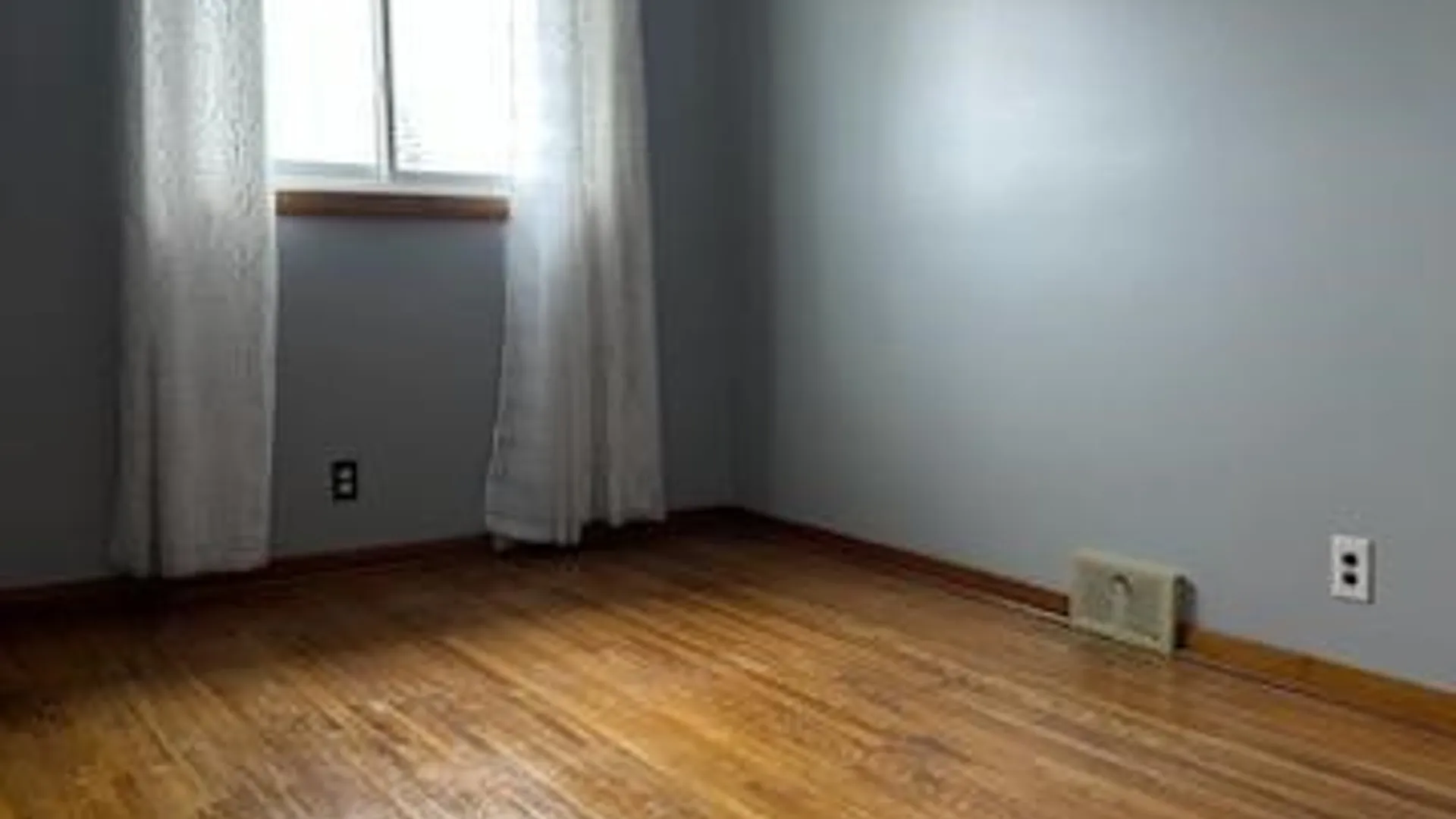 Property at 47 Awood Place, Cheektowaga, NY 14225 11