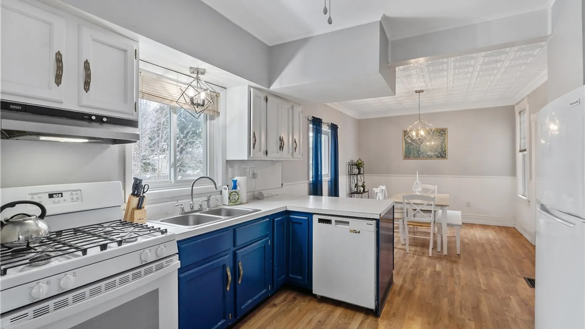 Property at 54 8th Street, Oswego, NY 13126 12