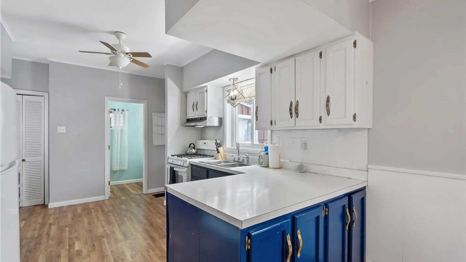 Property at 54 8th Street, Oswego, NY 13126 13