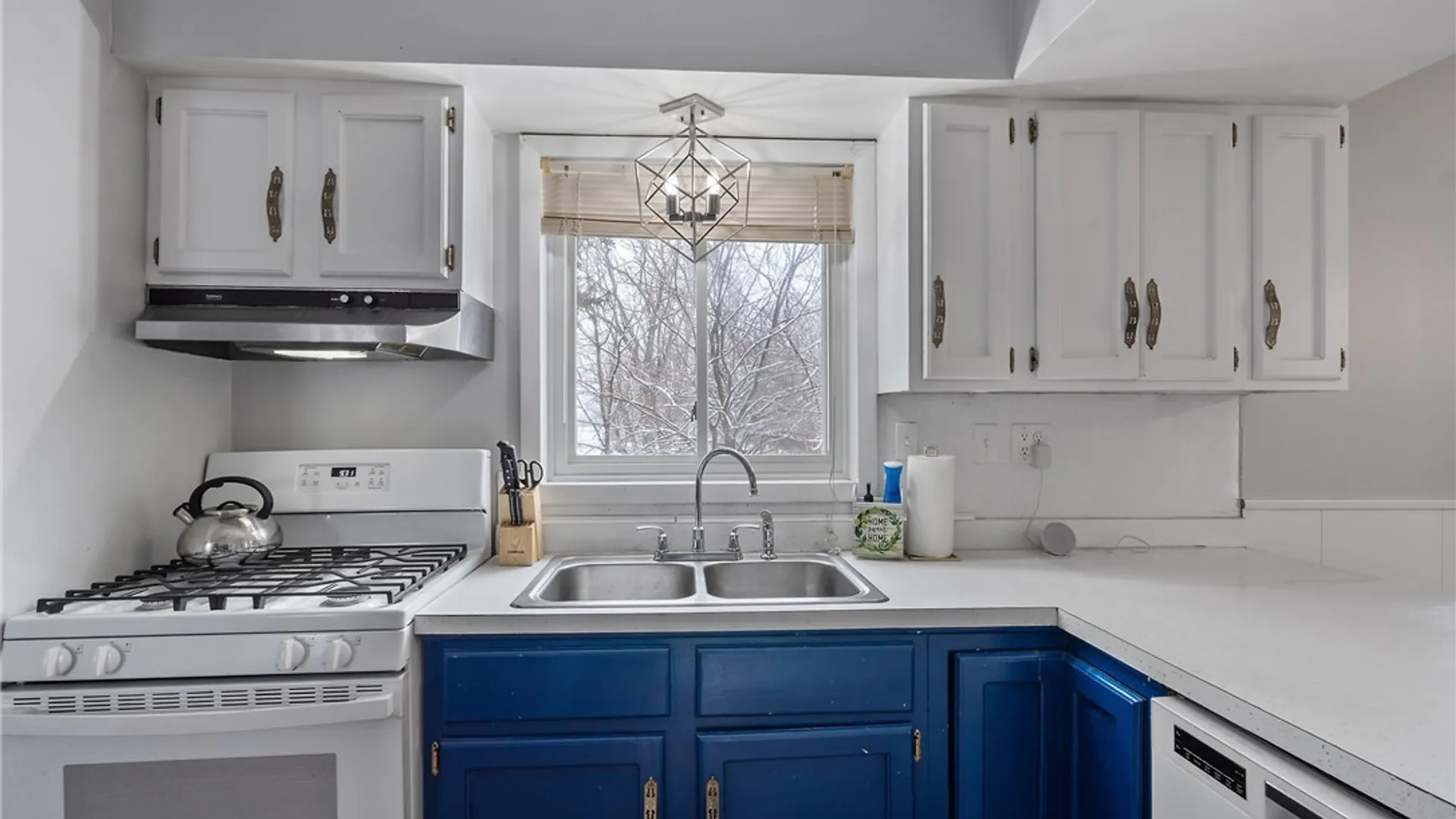 Property at 54 8th Street, Oswego, NY 13126 18