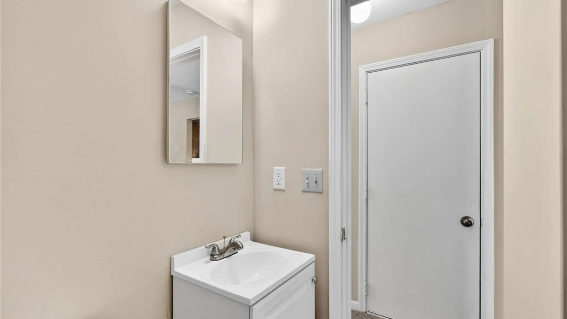 Property at 8243 Honeysuckle Drive, Clay, NY 13090 10