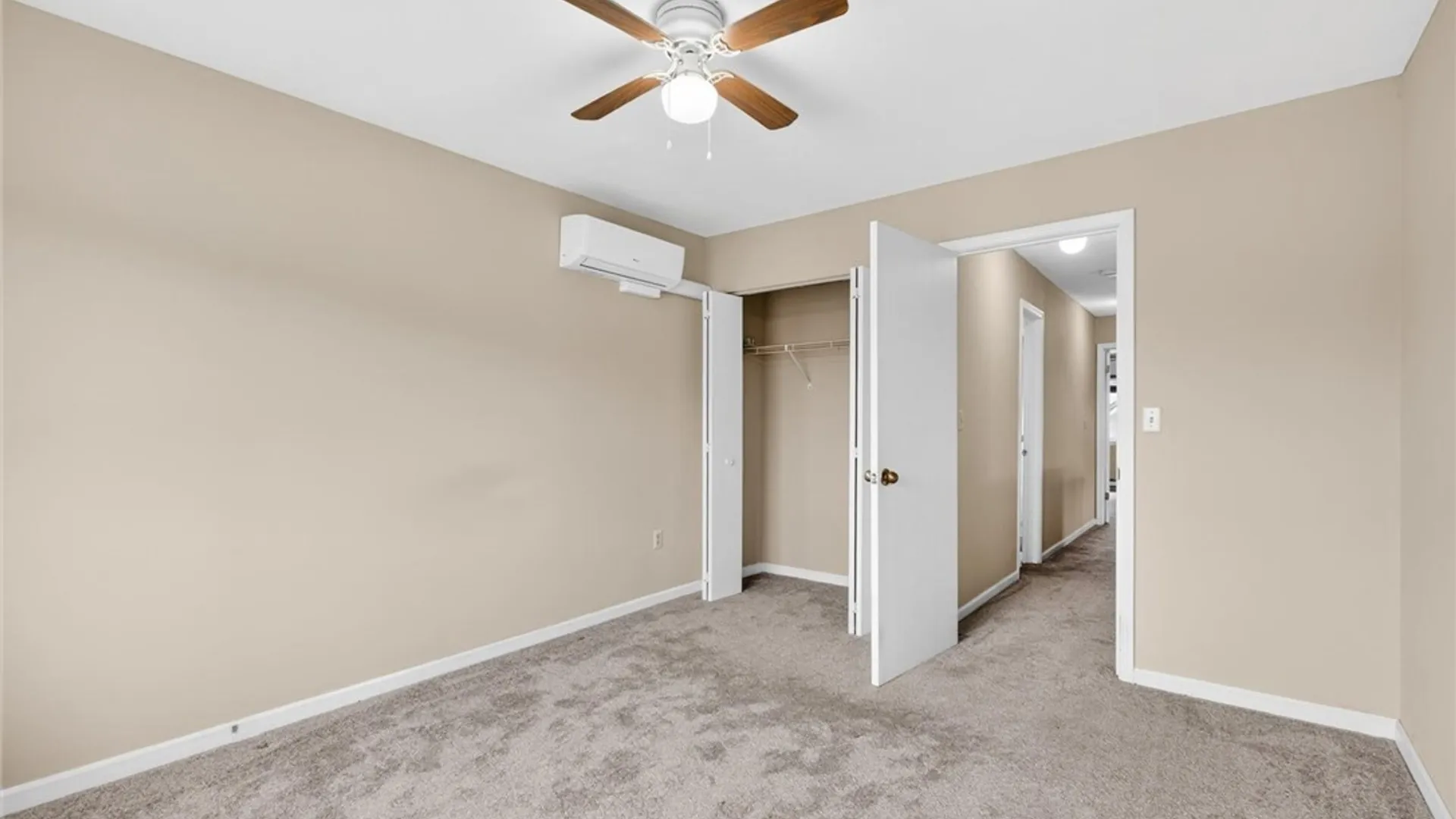 Property at 8243 Honeysuckle Drive, Clay, NY 13090 24