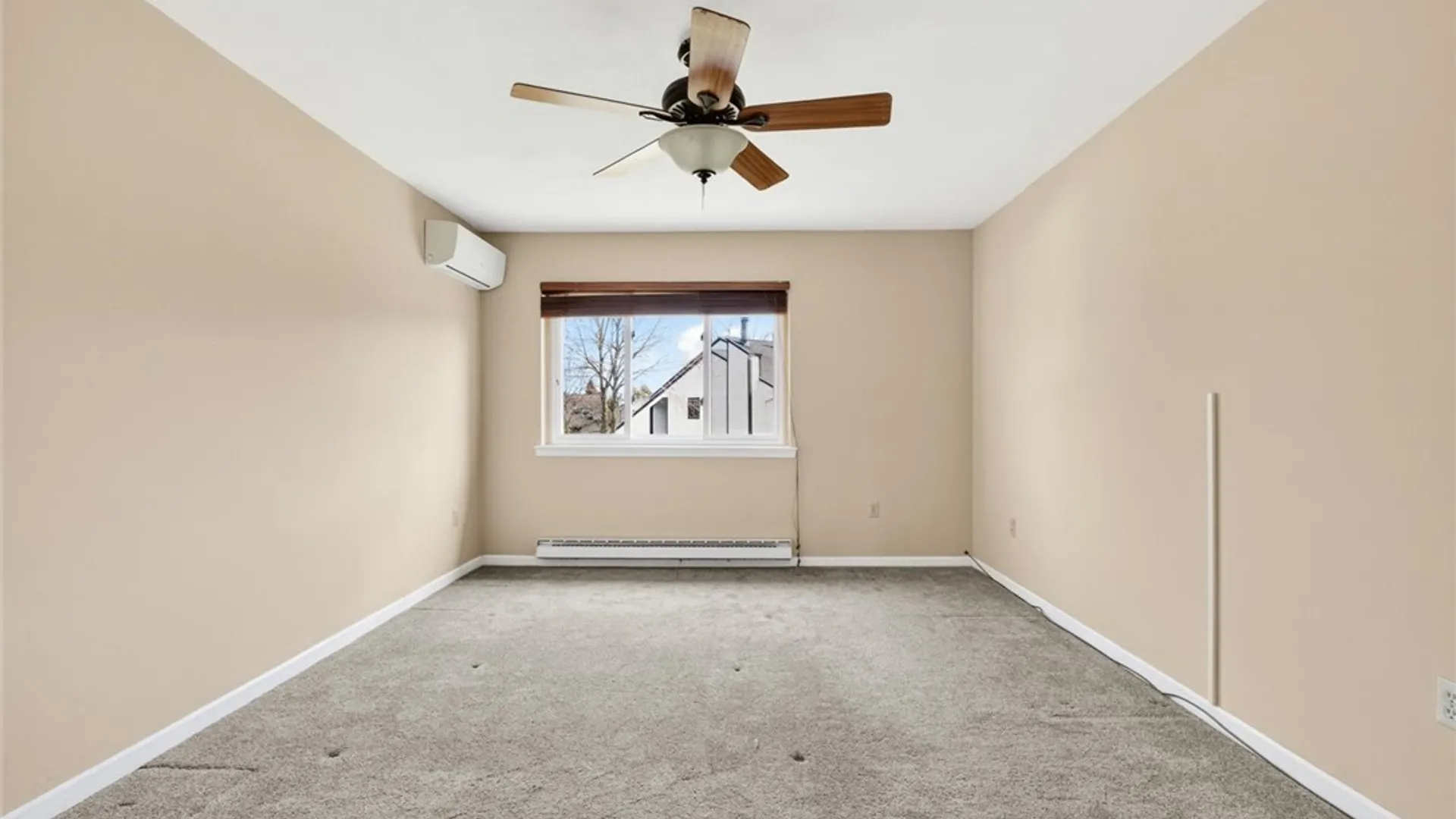 Property at 8243 Honeysuckle Drive, Clay, NY 13090 27
