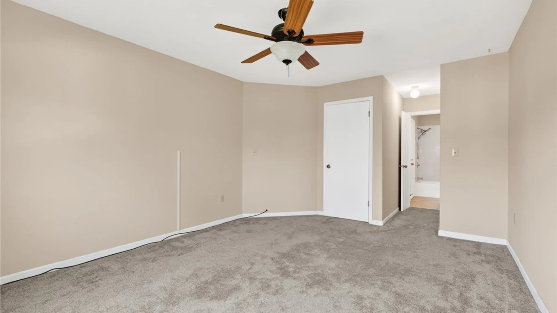 Property at 8243 Honeysuckle Drive, Clay, NY 13090 28