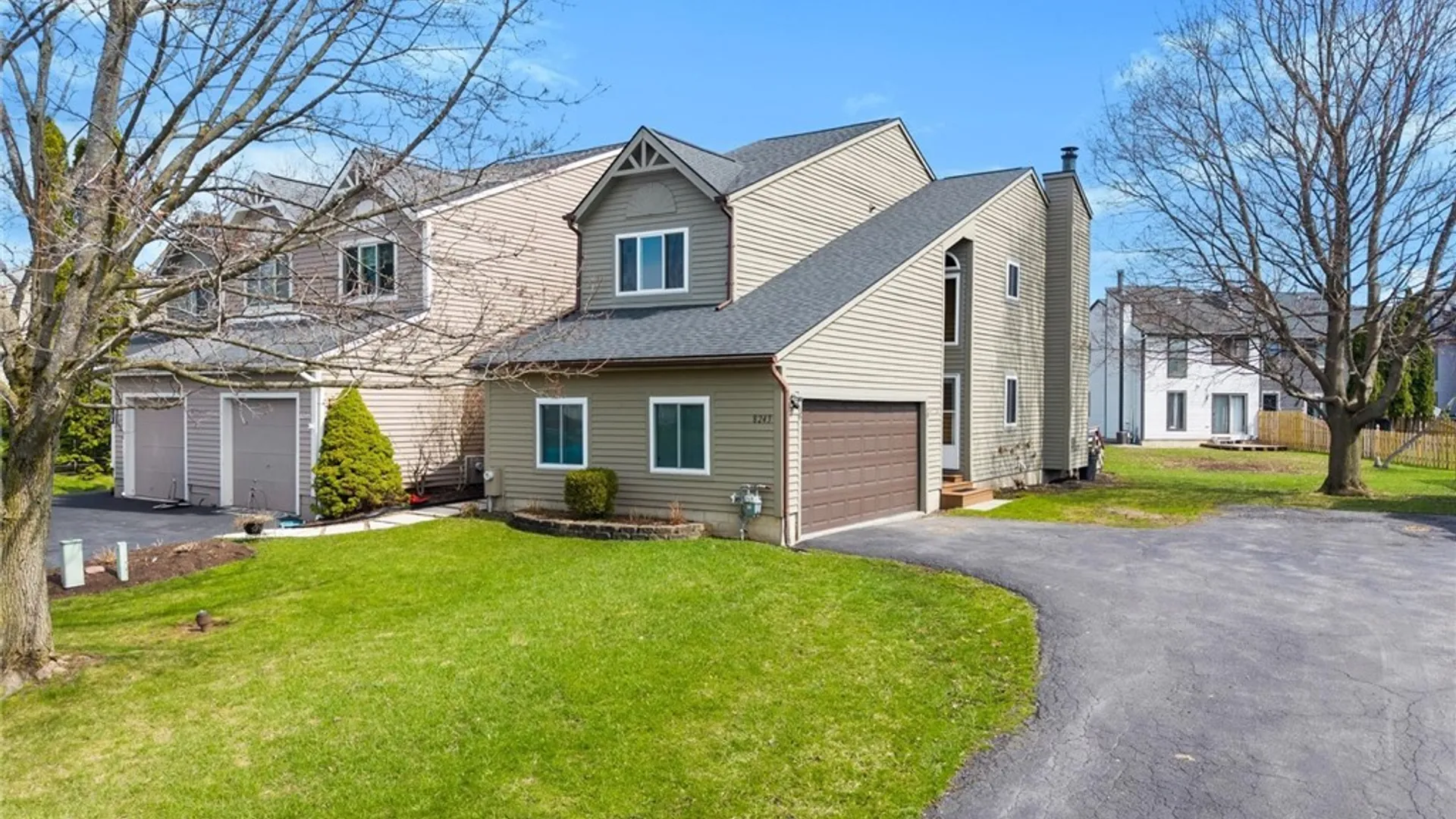 Property at 8243 Honeysuckle Drive, Clay, NY 13090 3