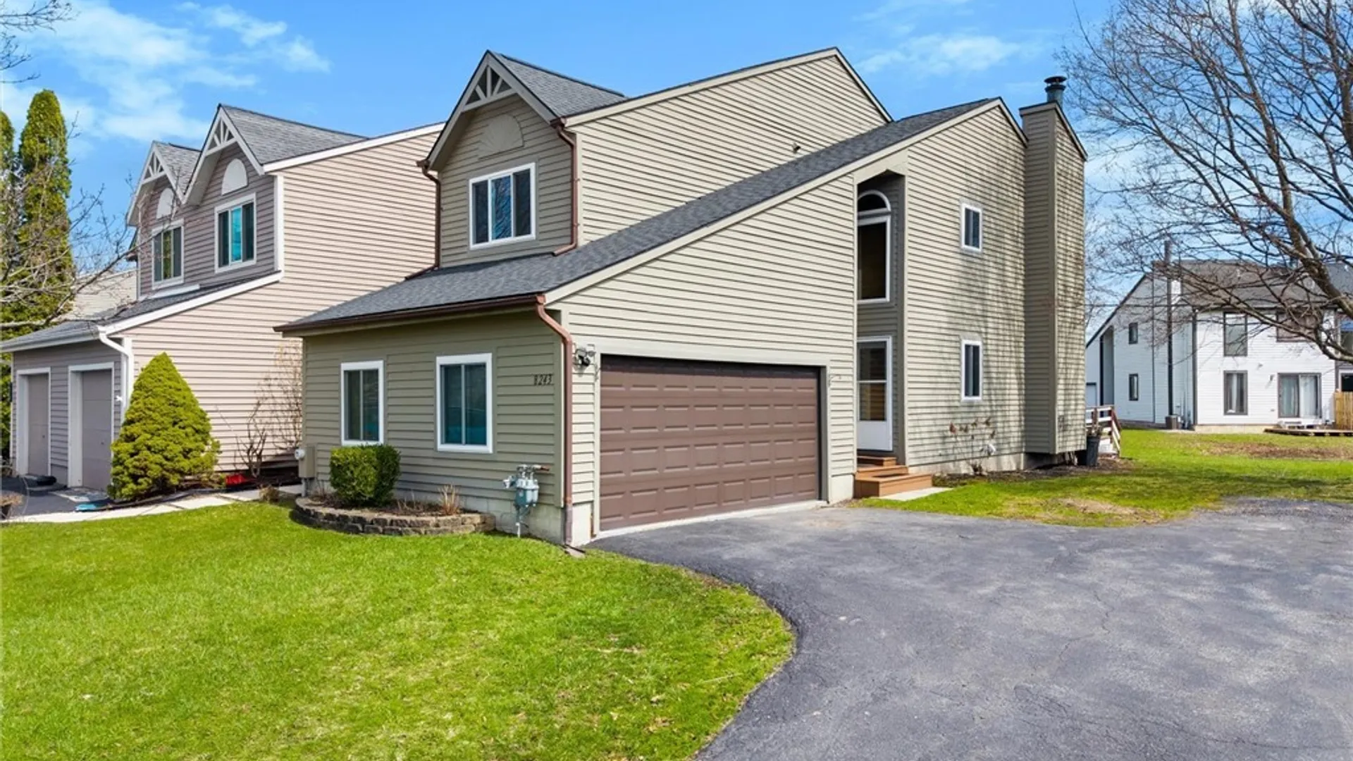 Property at 8243 Honeysuckle Drive, Clay, NY 13090 4