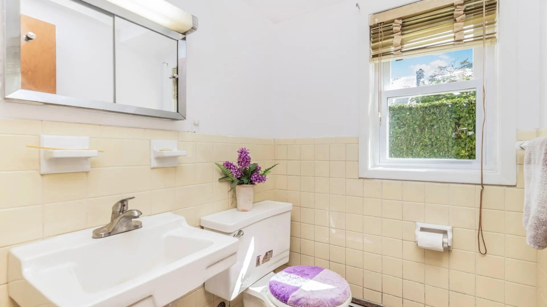 Property at 16 June St, Yonkers, NY 10710 14