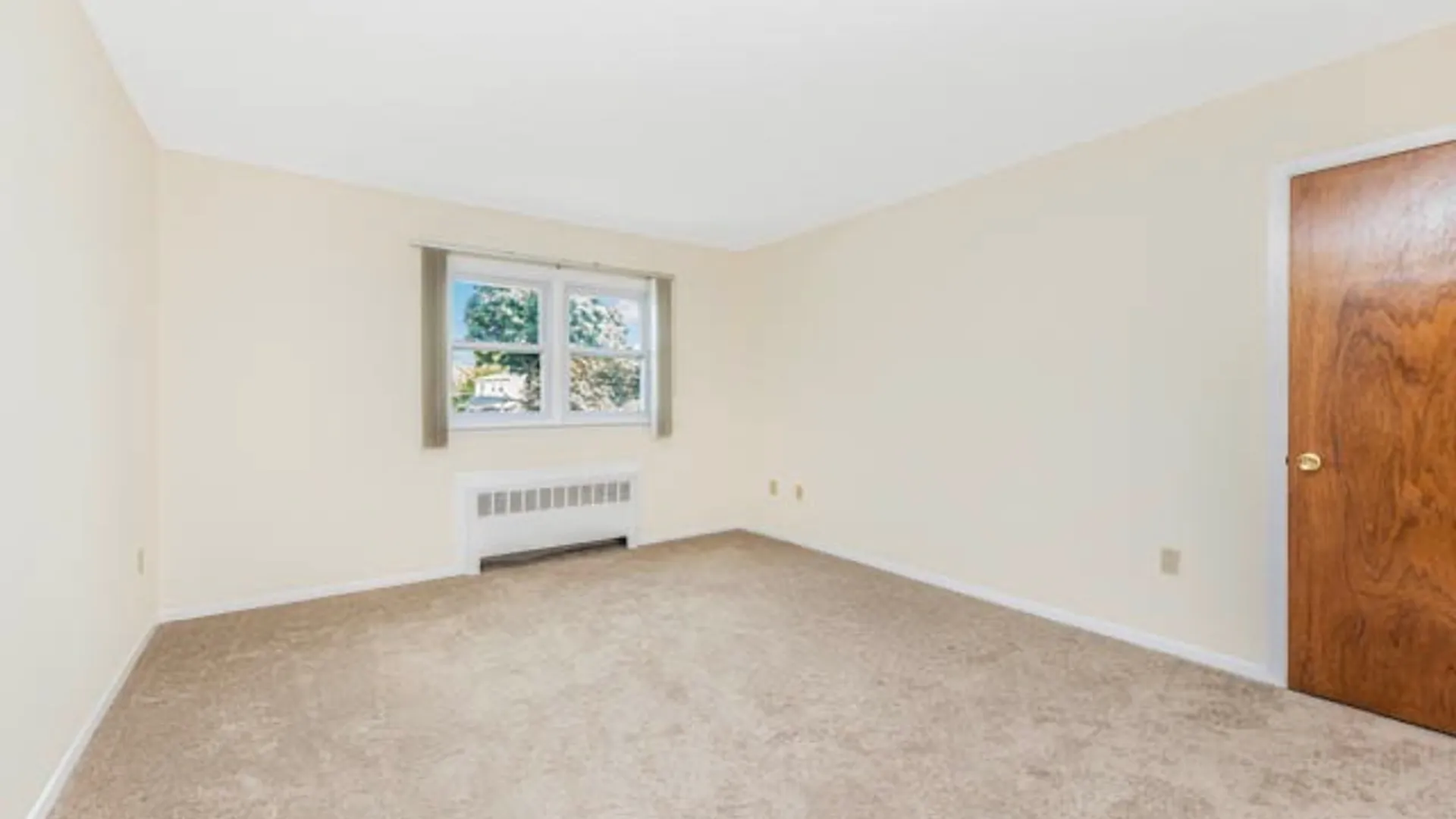 Property at 16 June St, Yonkers, NY 10710 18