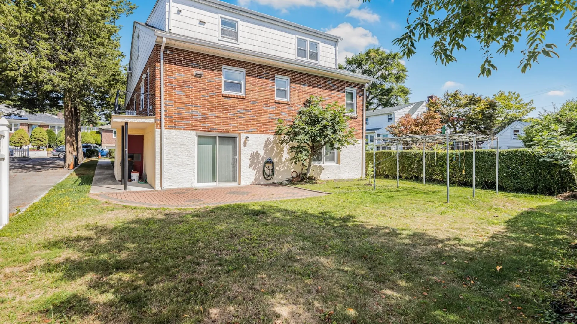 Property at 16 June St, Yonkers, NY 10710 35