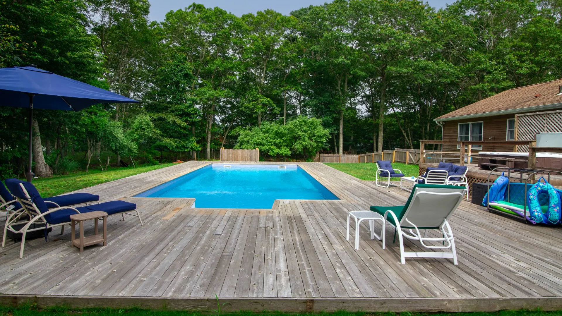 Property at 75 EDWARDS AVE, East Hampton, NY 11937 27