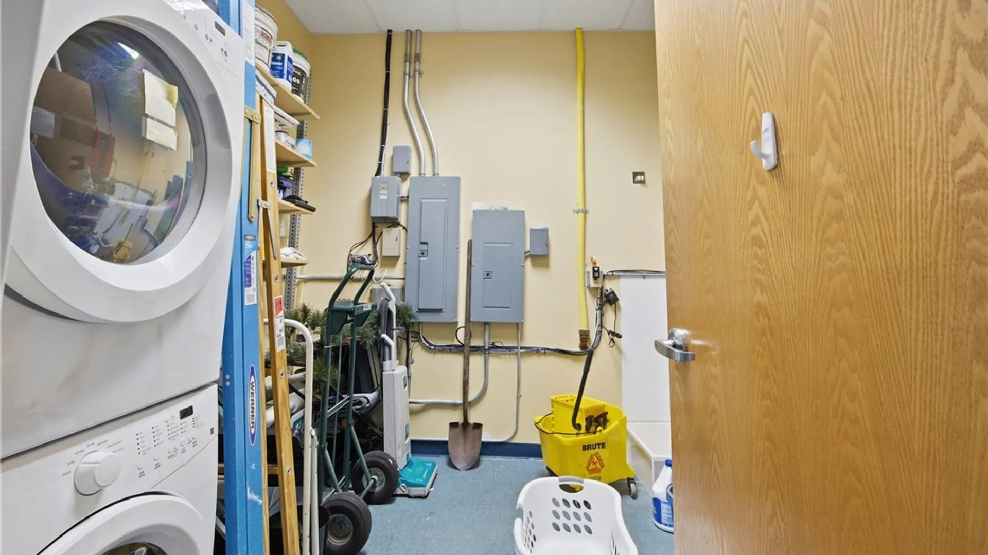 Property at 1218 Mayberry Place, Macedon, NY 14502 13