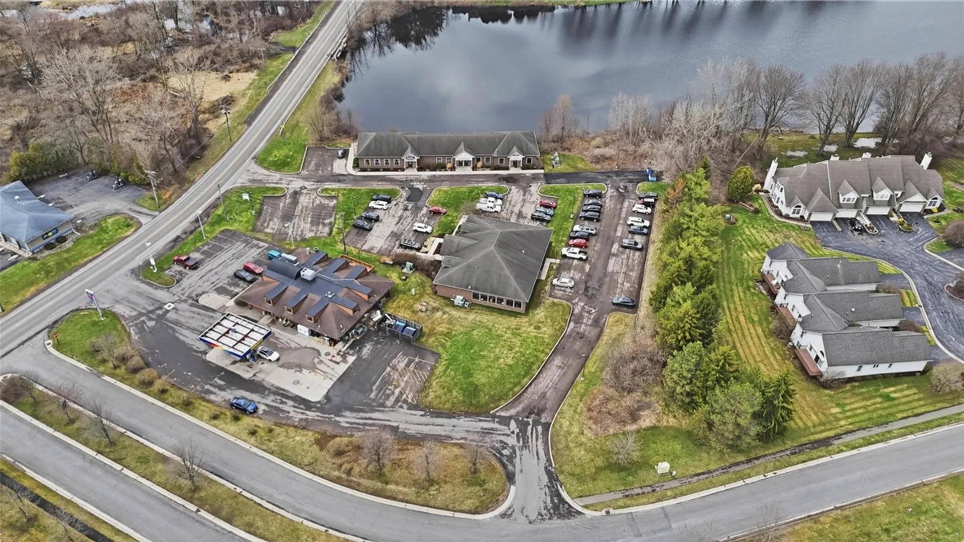 Property at 1218 Mayberry Place, Macedon, NY 14502 4