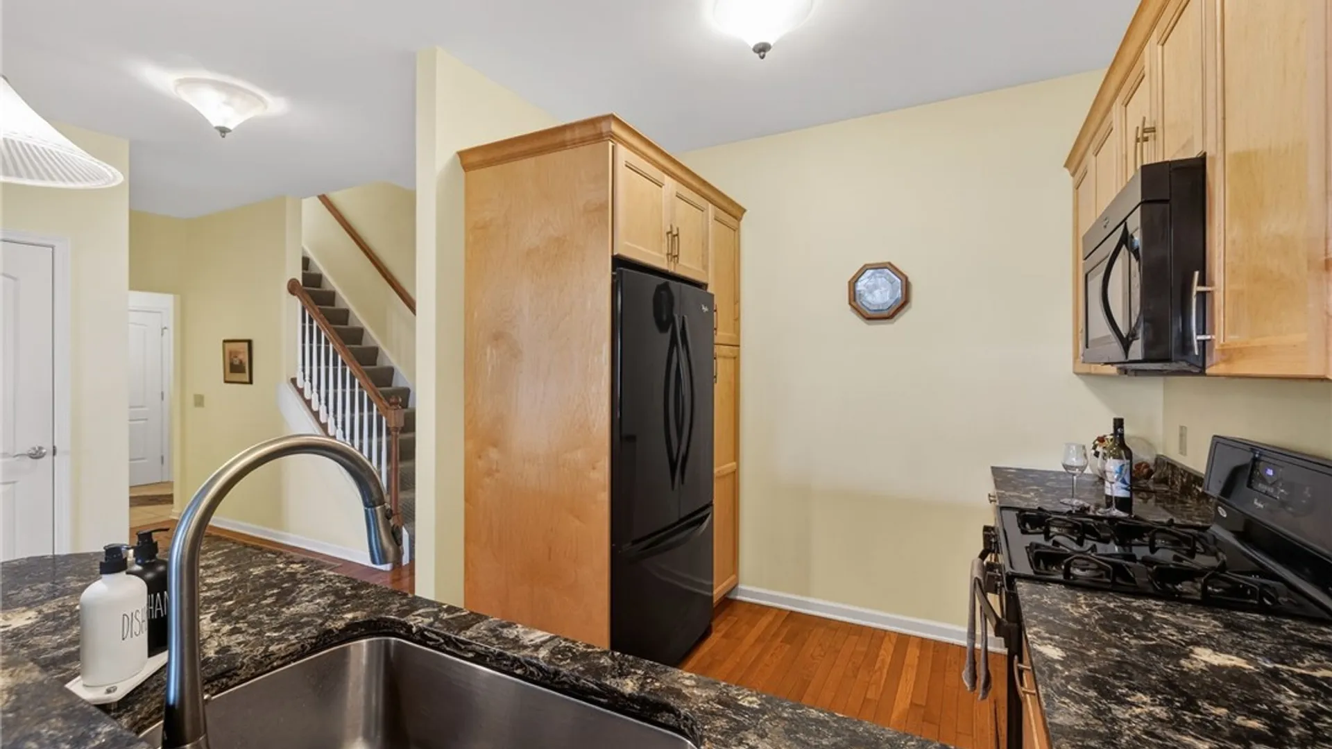 Property at 271 Bretlyn Circle Circle, Brighton, NY 14618 12