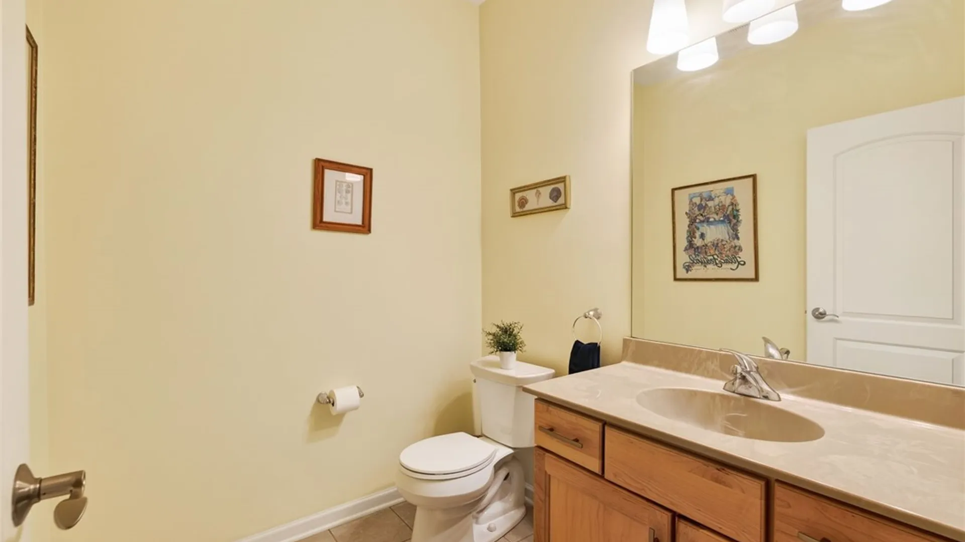 Property at 271 Bretlyn Circle Circle, Brighton, NY 14618 25