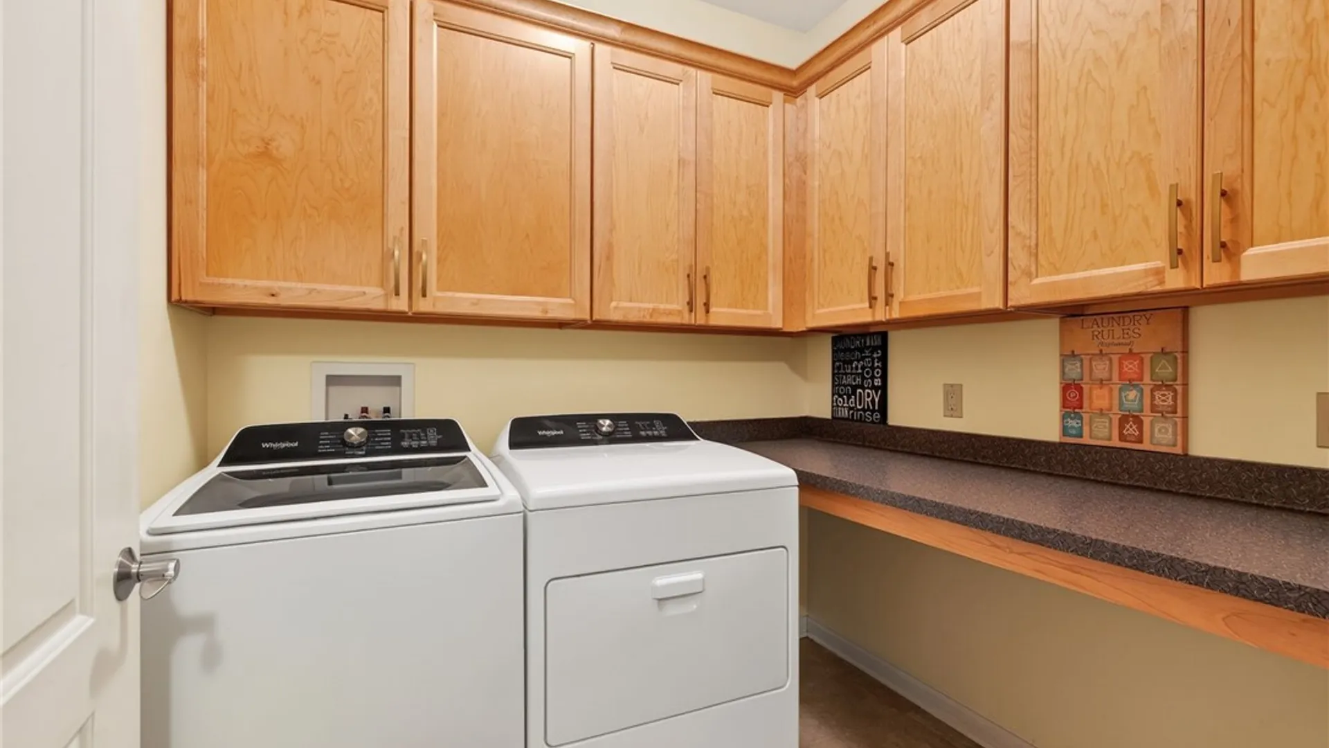 Property at 271 Bretlyn Circle Circle, Brighton, NY 14618 26